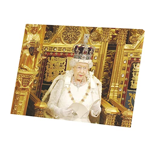 Affiche Queen Elisabeth II sur son trône : créez un salon style british élégant