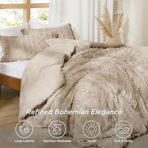 Bedsure Tufted Boho Comforter Set Full Size - Khaki Boho Bed Set, GentleSoft™ 3 Pieces Farmhouse Shabby Chic Embroidery Bedding, Gifts for Woman, Soft Jacquard Full Comforter for All Seasons