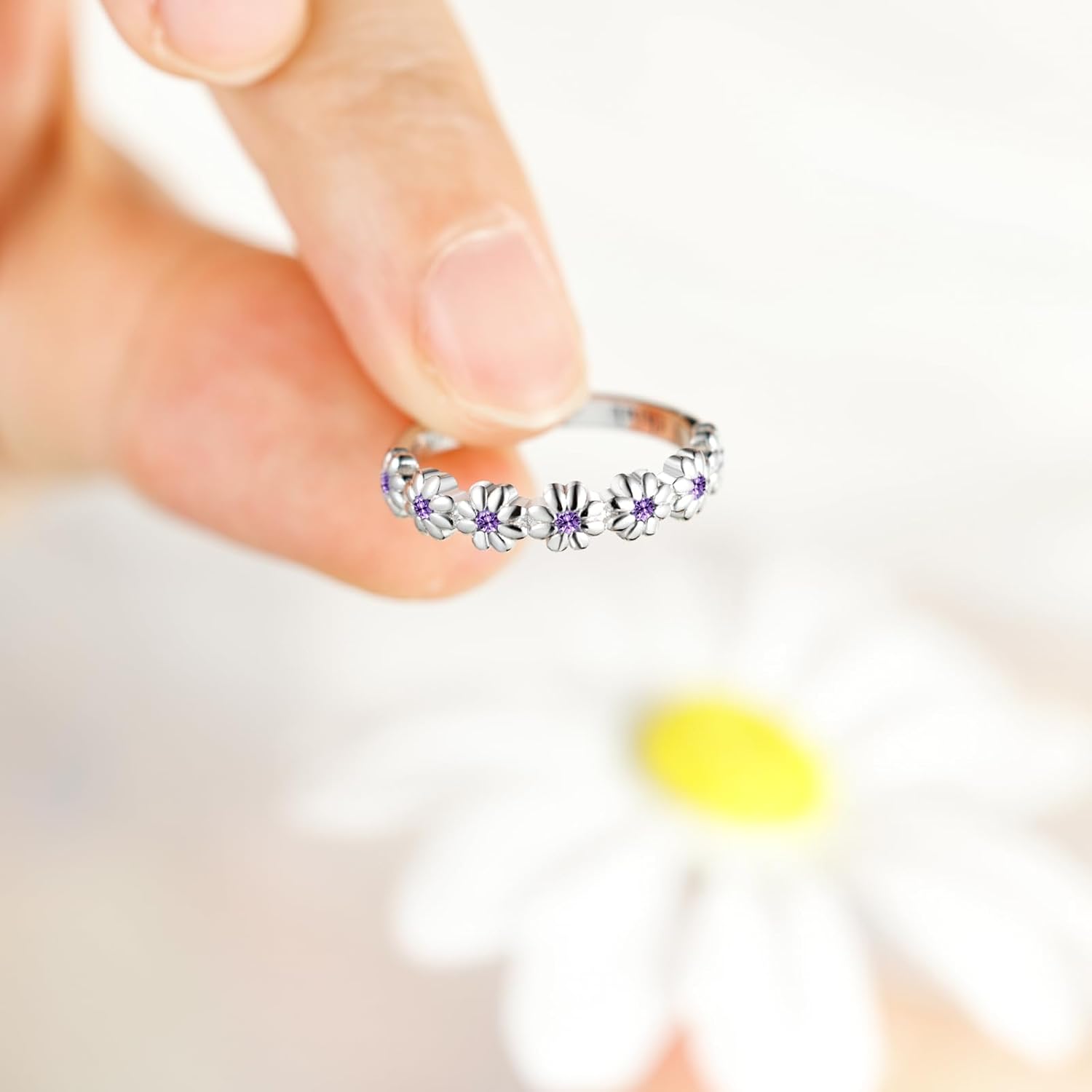 Dainty Daisy Ring for Women, S925 Sterling Silver Cubic Zirconia Sunflower Flower Ring For Daughter, I Think Of You Every Daisy Ring, Birthstone Flower Ring