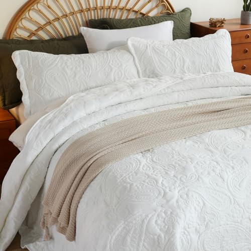 Image of EVENHUG Oversized King Bedspreads California King Quilt Set with Pillow Shams Extra Wide Large King Size Quilts Lightweight Coverlet Bedding Sets White 120 inchx120 inch