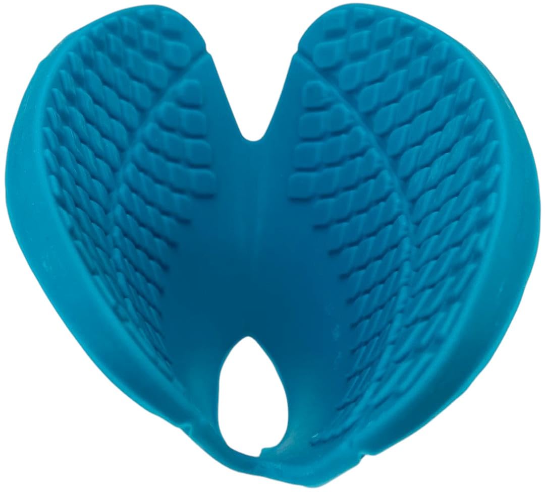 Trudeau Pinza de silicona para cocina resistente al calor. Multiusos 3 en 1: agarra platos o bandejas calientes, para usar como embudo, y para abrir botellas duras. Asa o agarradera de silicona