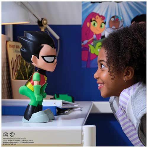 Teen Titans Go! Twisty Titans Raven(Corvina), 15 cm Action figure