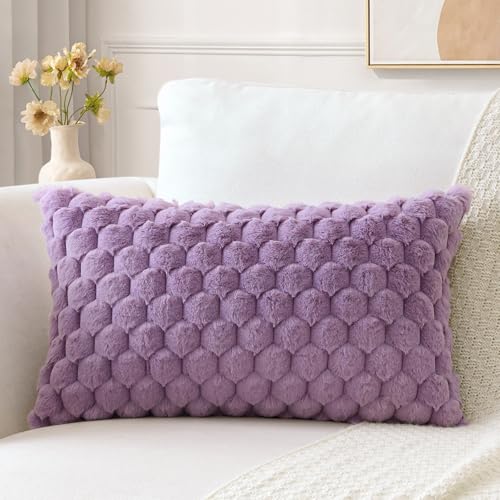 Image of Sungeek Purple Fluffy Faux Fur Cushion Covers 40x60 cm, Soft Cozy Plush Velvet Decorative Throw Pillow Covers 16x24 Inch Lumbar Pillowcases for Sofa Couch Bed Living Room