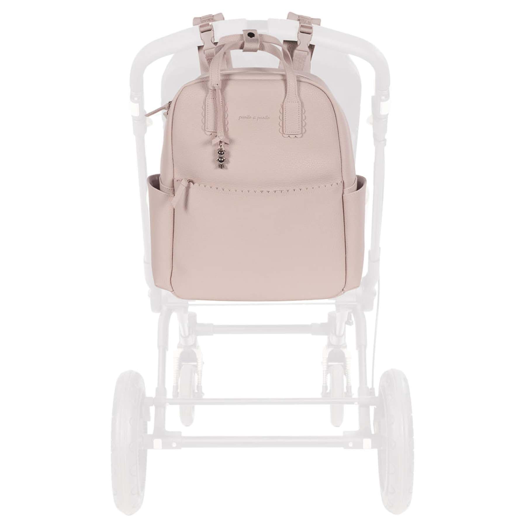 Zaino con fasciatoio passeggino nascita Modello ICON in simil pelle lavabile in lavatrice a 30° in varie colorazioni. Borsa fasciatoio nascita per passeggino (Rosa)