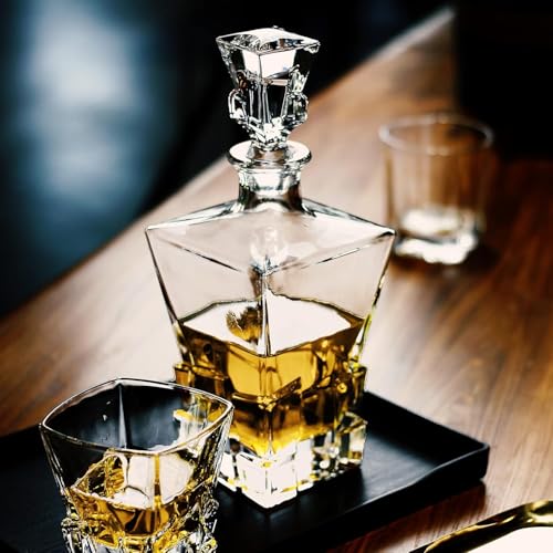 Image of Vilon Whiskey Decanter with Glass Stopper, Crystal Glass Liquor Decanter for Alcohol, Wine, Scotch, Brandy, Vodka or Bourbon decanters | 850 ML | Clear (Stone Decanter)