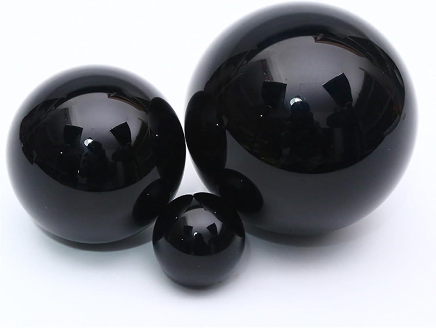 Obsidian Crystal Ball with Wooden Stand, Crystal Sphere Decorative, Quartz Crystals Scrying Ball for Home Decorations Witchcraft,18cm