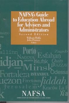 Paperback Nafsa's Guide to Education Abroad for Advisers and Administrators Book