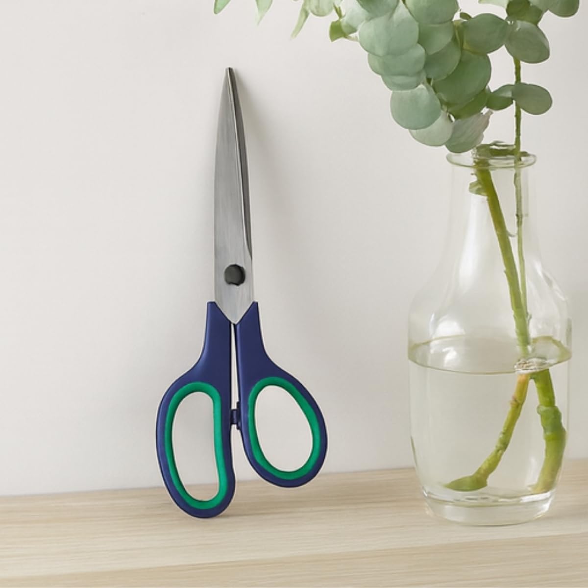 14 cm Paslanmaz Çelik Makas – Ergonomik Saplı, Keskin, Çok Amaçlı Kullanım