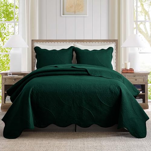 MOONLIGHT20015 Queen Quilt Bedding Set Size (90 x 96) + 2 Pillow Shams (20 x 26+ 2) - 3 Pcs All Season Lightweight Reversible Embossed Quilt Microfiber Coverlet Floral Bedspread (Emerald)