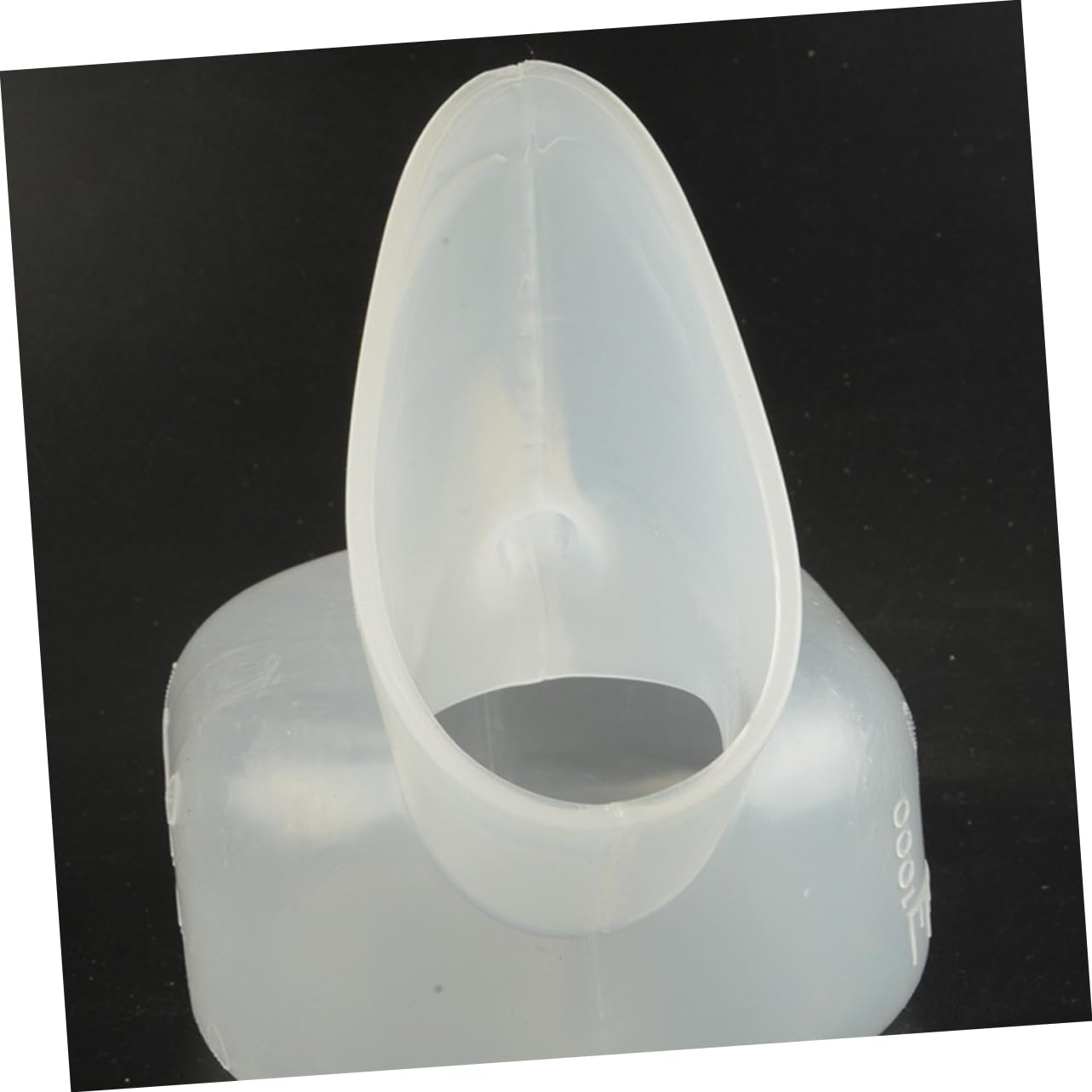 MOLUCKFU 2pcs Female Urinals Portable Pee Bottle for Women 1000ml Thickened Plastic Urinal Graduations for Hospital Home Use