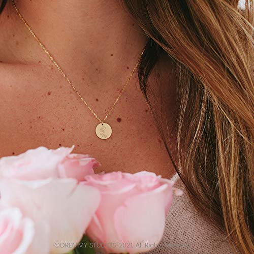 Dremmy Studios Birth Month Flower Pendant Necklace 18K Gold Plated Dainty Simple Month Birth Floral Disc Pendant Engrave Coin Necklace Minimalist Delicate Custom For Mom Daughter Gift For Her #TOP1