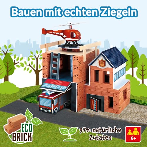 Trefl – Brick Trick: Feuerwache/Fire - Bauen mit Ziegeln, EKO Echte Ziegelsteine, 190 Ziegel, für Kinder ab 6 Jahren
