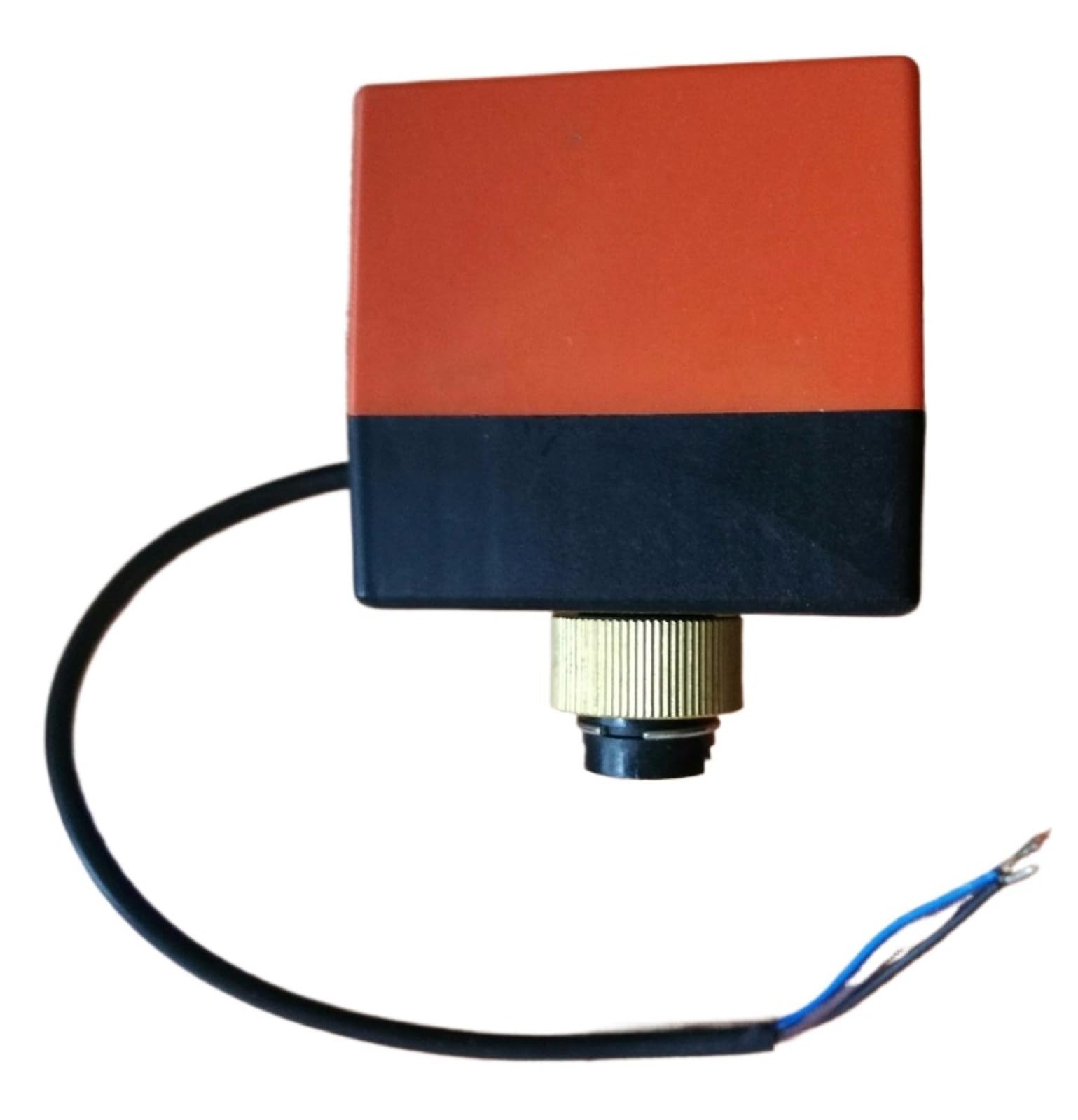 Controlador de válvula eléctrica de 3/4" ideal para sistemas integrados de agua caliente