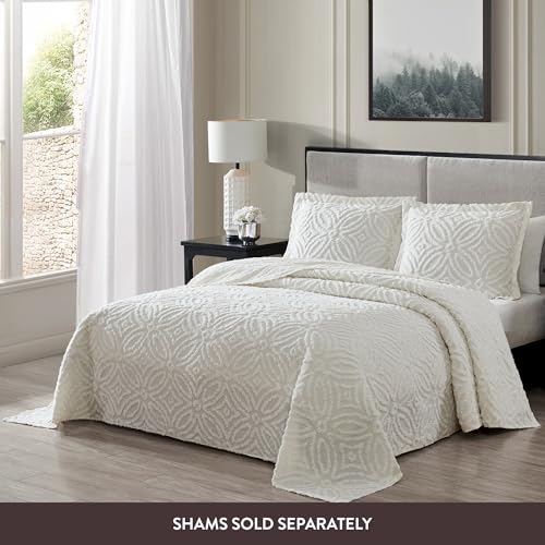 Image of Beatrice Home Fashions Wedding Ring Chenille Bedspread, Full, Ivory