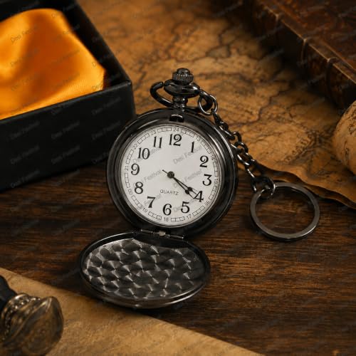 Image of Antique Bronze Pocket Premium Vintage Theme Metallic Home Key Chain & Key Rings | Best Gift for Men, Woman, Boys & Girls on their Special Occassions