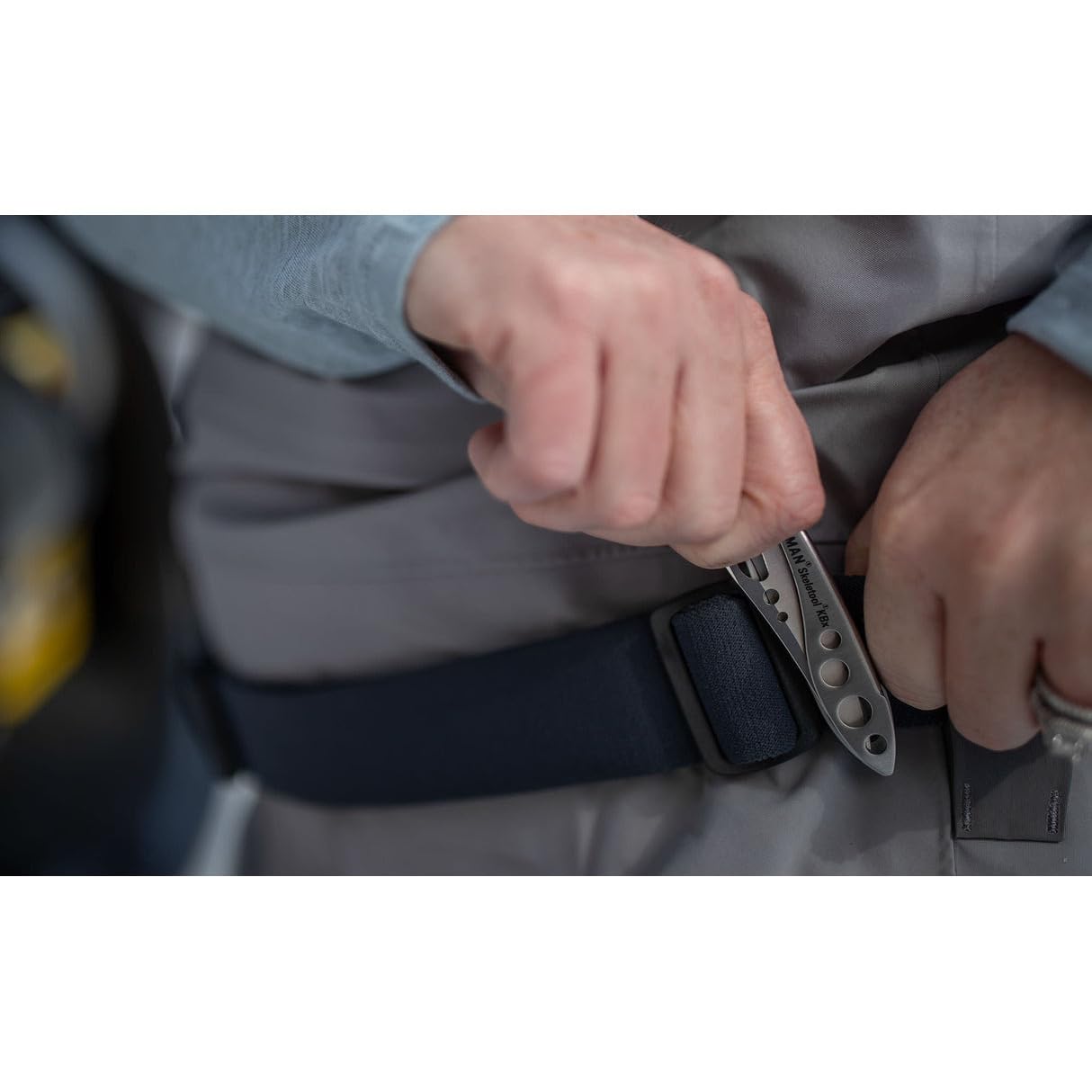 Leatherman Skeletool KBx, Paradiso | Navaja Combinada con Abrebotellas Incorporado, Acero Inoxidable 420HC