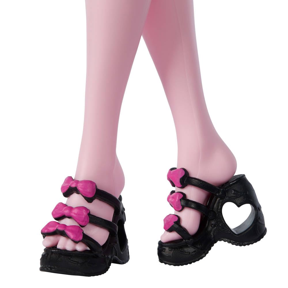 Monster High Straszyrelaks self-care Draculaura Zestaw, lalka + akcesoria-niespodzianki, w tym wałek do twarzy i personalizowana tablica, zabawka dla dzieci 4+, JHK43