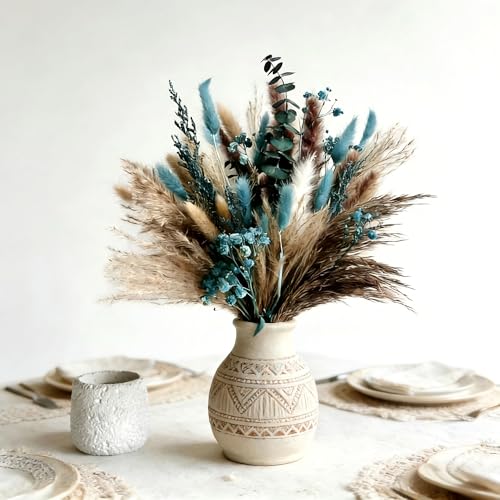 Ramo de flores secas azul con pasto pampas y eucalipto miniatura 1