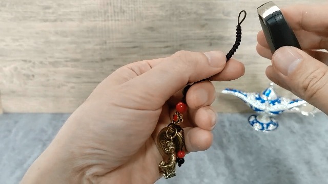 Amazon.com: Mansiyuyee Brass Chinese Zodiac Monkey Statue Keychain