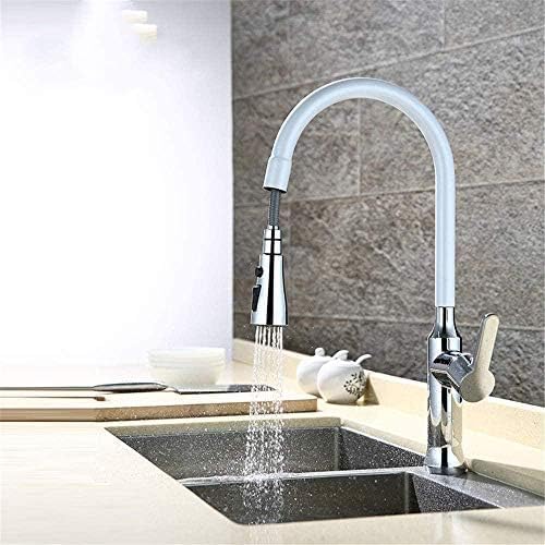 Robinet d'évier extractible blanc pour nettoyer les grands plats