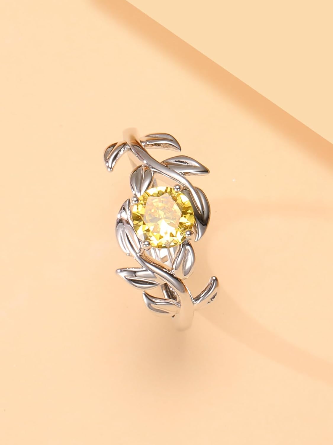 Yaresul 0.8CT Adjustable Women Leaf Ring, 12-Month Birthstone Rings for Women 6mm Round-Cut Simulated Gemstone Statement Engagement Stackable Ring, White Gold, Open Size 5-9