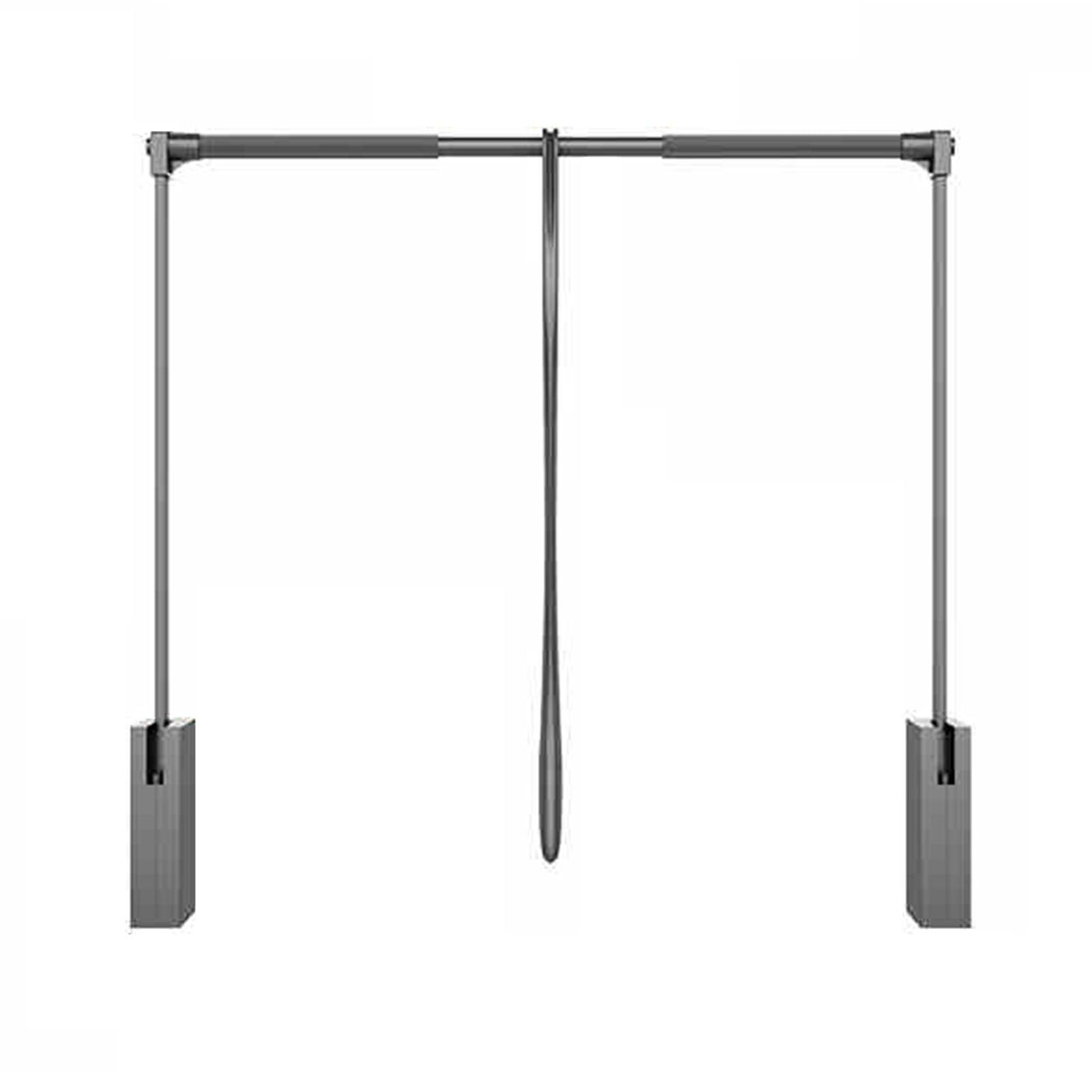 Barre de penderie rétractable pour organiser le dressing d'une chambre parentale moderne
