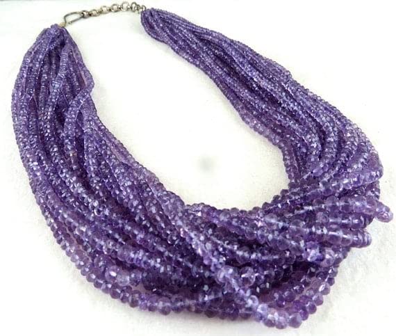 Améthyste du Brésil collier 15 lignes LKBEADS pour sublimer vos tenues de soirée