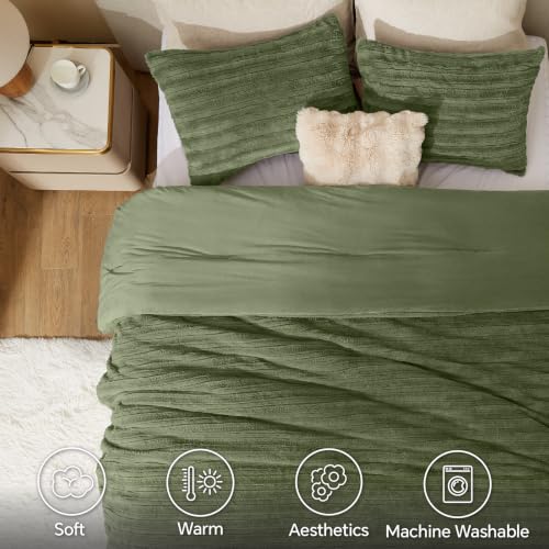 Image of BEDELITE Faux Fur Queen Comforter Set, Fluffy Bed Set, Olive Green | Super Soft & Warm, Luxury Fuzzy Cozy Comforter for Winter, Heavy Plush Bed set, with 2 Pillowcases