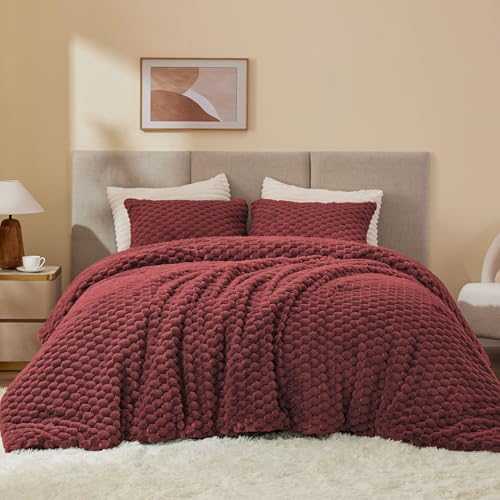 BEDELITE Fluffy Queen Comforter Set - Burgundy Fleece Soft Comforter for Queen Size Bed, Luxury Warm Bedding Set for Winter, Fuzzy Bed Set 3 Pieces (1 Comforter, 2 Pillowcases)
