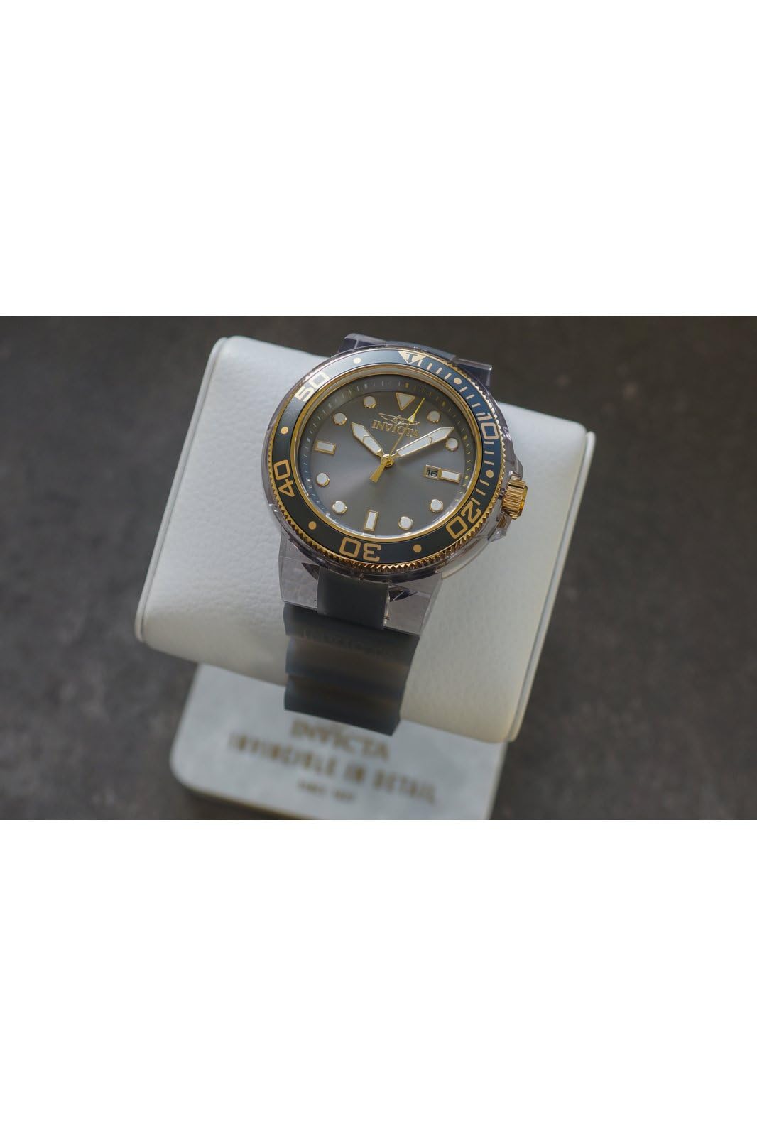 Invicta Mens Pro Diver Quartz Watch, Grey, 32335