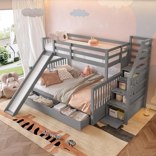 Kinderbett Etagenbett 90×200 & 140×200 mit Treppe, Hochbett Doppelbett Stockbett mit Rutsche und Stauraum Schubladen für 3 Kinder, Holzbett mit Rausfallschutz und Lattenrost, Ohne Matratze, Grau Kinderbett Etagenbett 90×200 & 140×200 mit Treppe, Hochbett Doppelbett Stockbett mit Rutsche und Stauraum Schubladen für 3 Kinder, Holzbett mit Rausfallschutz und Lattenrost, Ohne Matratze, Grau