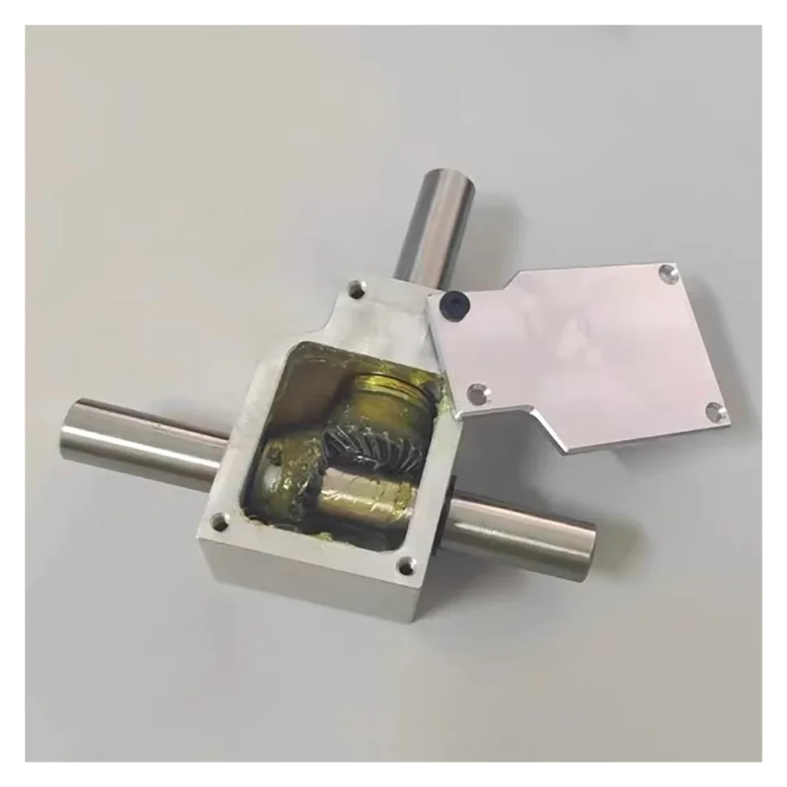 Rechtwinkliges Kegelradgetriebe, Rechtwinkliges Kommutatorgetriebe, Verhältnis 1:1, 12 mm Welle, Aluminiumlegierung, 2000 U/min, 20 kg