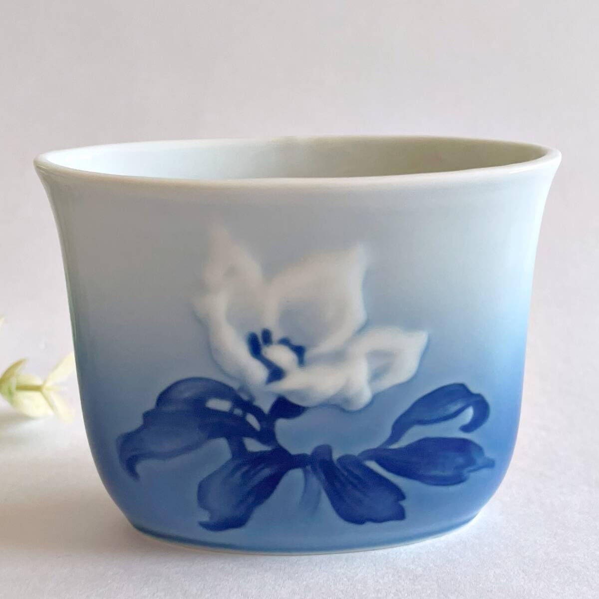 ビングオーグレンダール クリスマスローズ ミニ 花瓶 デンマーク製 X