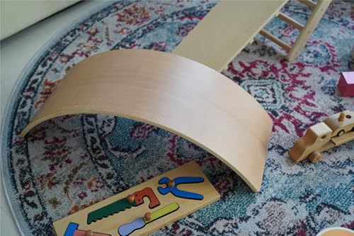 Tabla curva montessori grande, 90x33x24x1,5cmsoporta hasta 200kg, fabricada con madera de bosques sostenibles (FSC)
