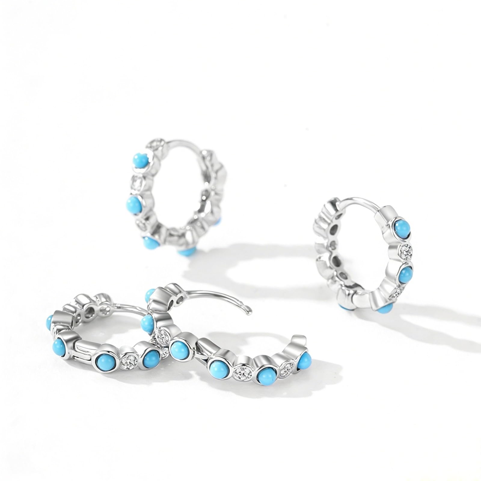 Wycian Pendientes de aro dorados pequeños para mujer con azul turquesa y moissanita, elegantes pendientes de oro para mujer