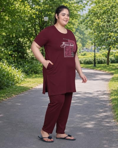 Image of In Love Women's Printed Cotton Plus Size Longline T-Shirt with Pockets | Cotton fabric - soft longline T-shirt with easy plus-size fit