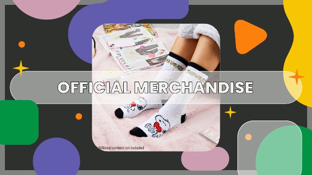 Peanuts Snoopy Mug and Calf Socks Gift Set Women Teenagers Cute 312ml Ceramic Mug Soft Socks Stocking Filler Gifts for Her