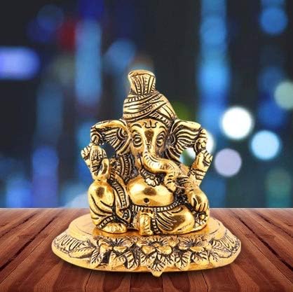 Lavanaya Silver - Gold Plated Appu Lord Ganesha (4,5X4X3 cm) / Car Dashboard Ganesha/God Ganesh Idol/Vinayaka Idol/Vinayagar/Car Ganesh/Car Dashboard Ganesha