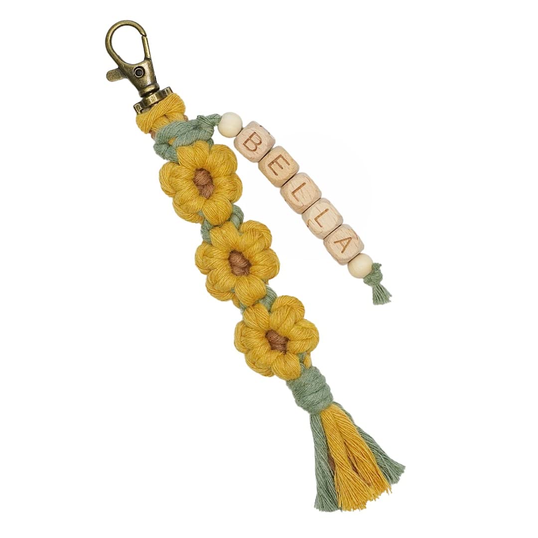 Personalized Keychain Custom Name Macrame Daisy Flower Boho Charms Accessories for Car Key Purse Backpack Gift