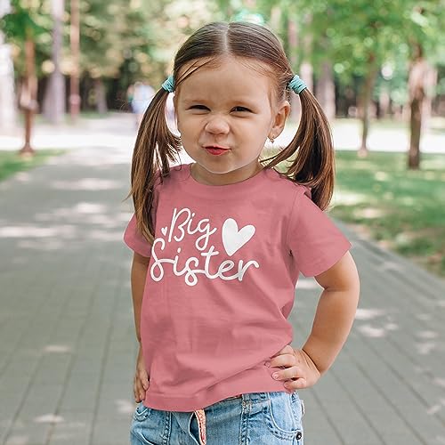 Olive Loves Apple Cursive Big Sister Hearts Sibling Reveal T-Shirt for Baby and Toddler Girls Sibling Outfits3