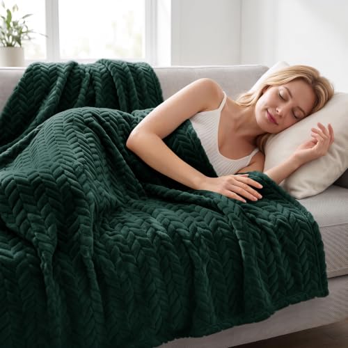 Image of Exclusivo Mezcla Fleece Throw Blanket for Couch Sofa, 50 inchx70 inch, Forest Green | Oversized Soft Cozy Fluffy Blankets for Summer, Decorative Plush Flannel Throws for Living room, Bedroom with Leaves Pattern