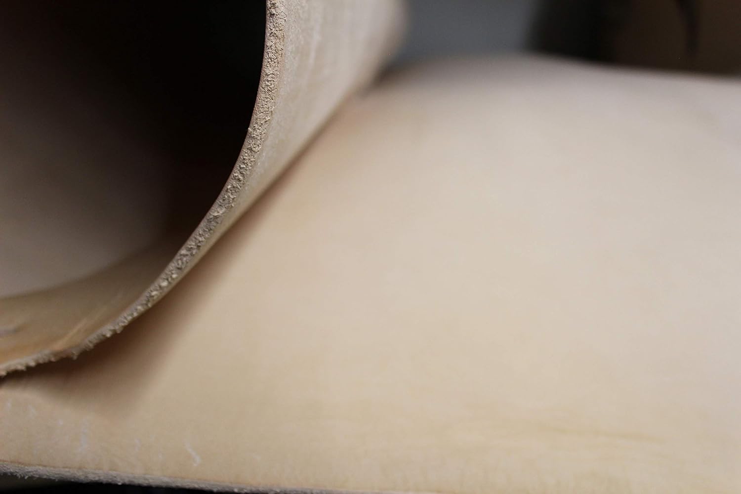 Zuschnitt-Auswahl: Kräftiges Blankleder, Dickleder, 5,3-5,5 mm dick! Punzierleder - pflanzlich gegerbt, für viele Projekte: Tasche, Köcher, Holster, Messerscheide usw.