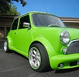 EINFACH ZU MONTIEREN - Dank der starken Führungslippe an der Unterseite lässt sich die Montage des Felgenschutzes einfach und selbst durchführen. Reifen und Felgen müssen dabei nicht demontiert werden