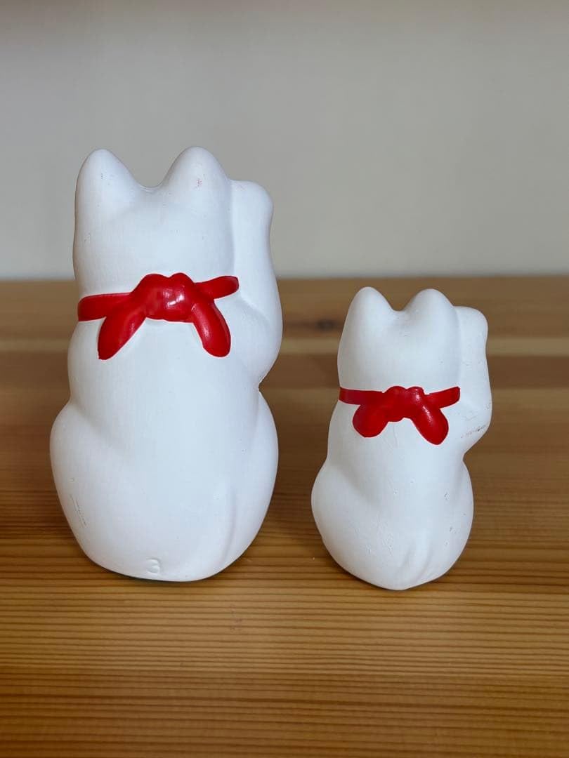 Amazon.co.jp: 豪徳寺 招福猫児 招き猫 ペアセット 陶器製 置物 レトロ