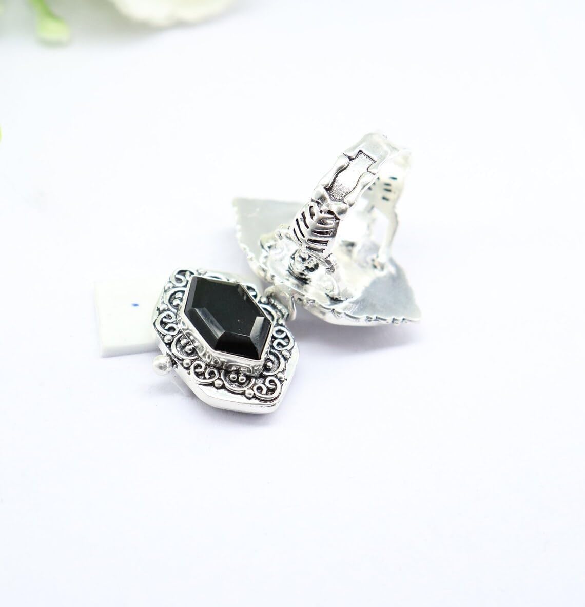 Black Onyx Poison Ring, Silver poison Ring, Skeleton Ring, Compartment Poison Box Ring, Handmade locket ring Ring, Gift for Her, Mothers Day Gifts