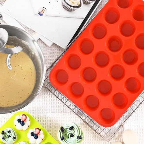 Naapesi 2 Piezas Mini Moldes de Silicona para Magdalenas, Bandeja de Horneado Antiadherente 24 Cavidades para Brownie, Muffins y Cupcakes, Apto para Lavavajillas, 32×22,5×2,5 cm (Rojo)