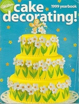 Paperback Wilton Yearbook of Cake Decorating 1999 Book