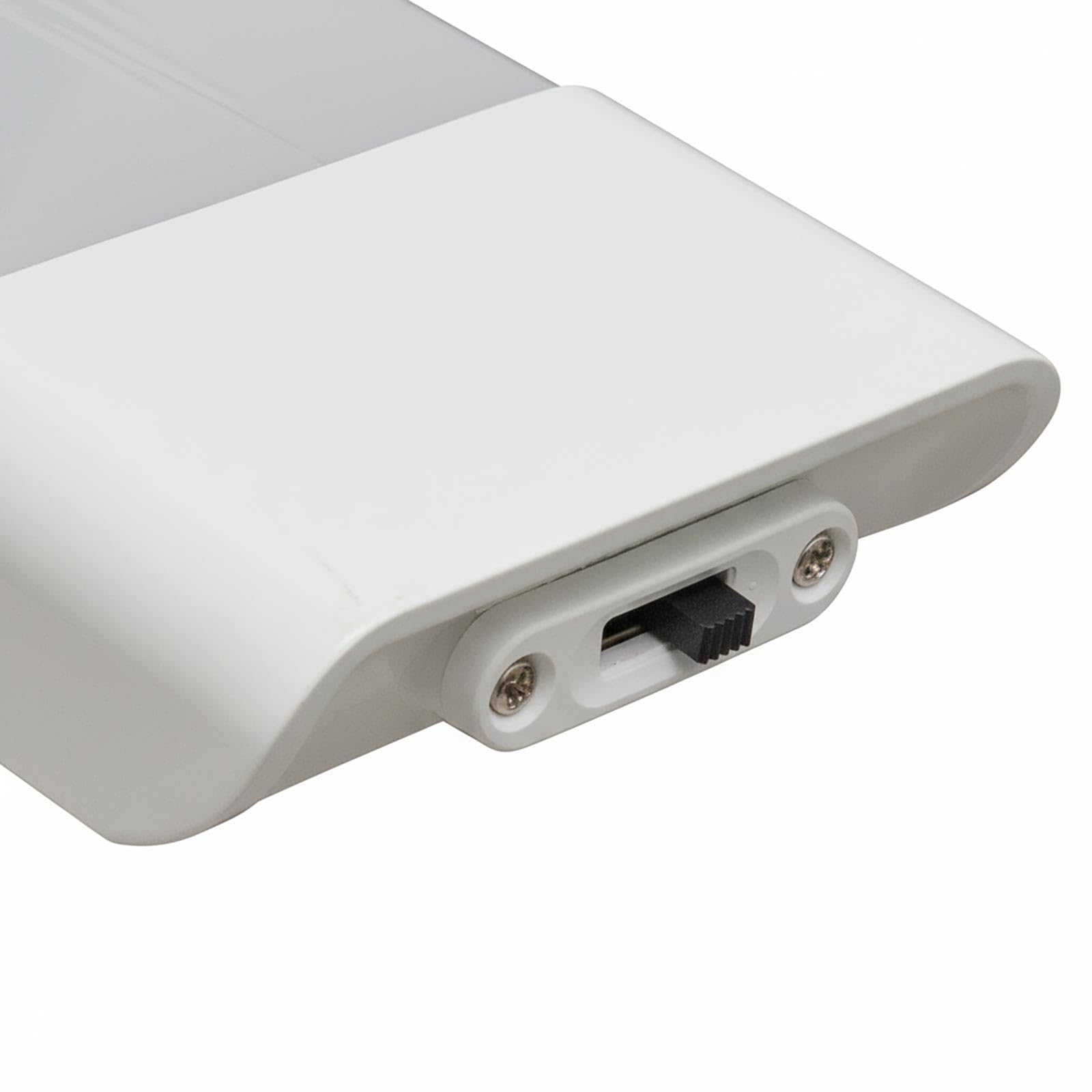 Planetitaly Plafoniera lineare LED 27W lampada soffitto parete 2700lm luce interni cucina ripostiglio cantina 60cm 230V 6000K