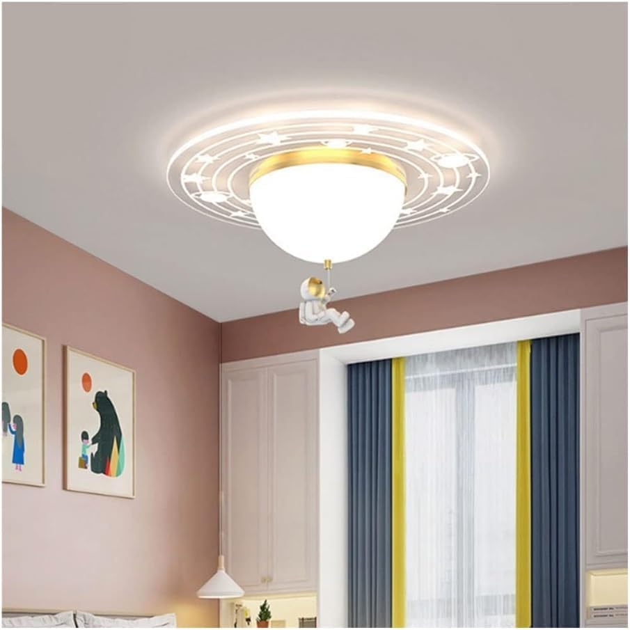 Plafonnier astronaute LED dimmable pour créer un univers galactique dans la chambre