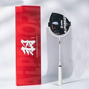 バドミントンラケット カーボンファイバー製 Amazon | EZERKI 4U 85g 100%カーボンファイバー + チタン合金